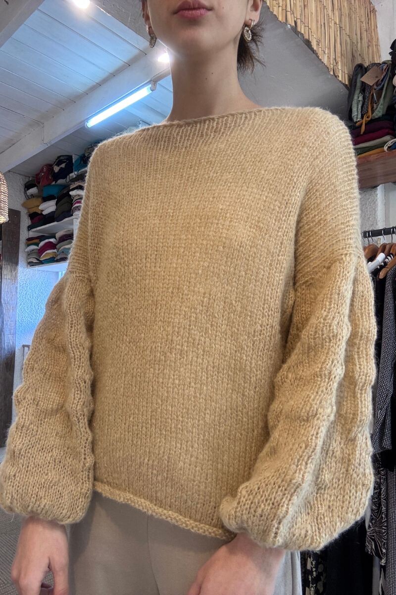 Buzo clásico de lana Beige
