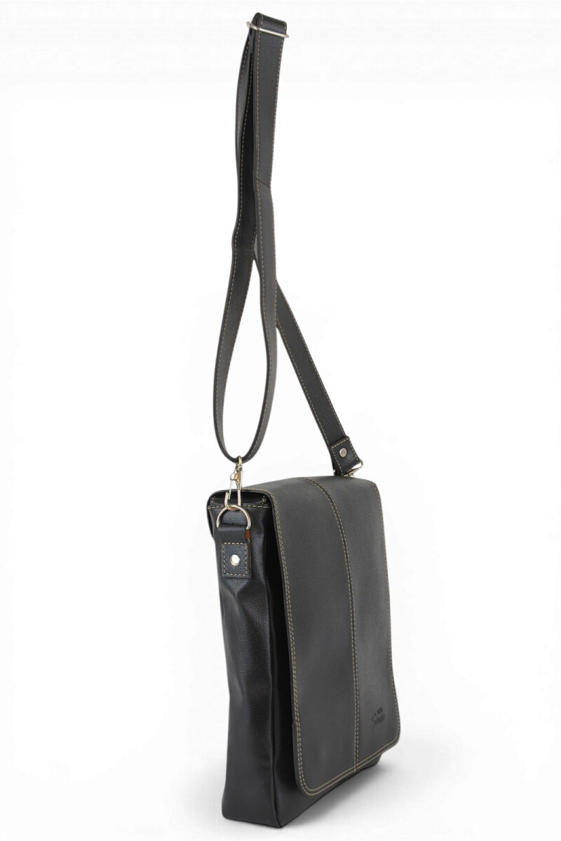 Morral con solapa mediano Negro