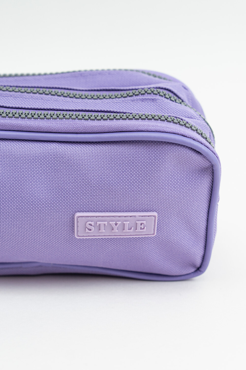 Cartuchera Martina Violeta