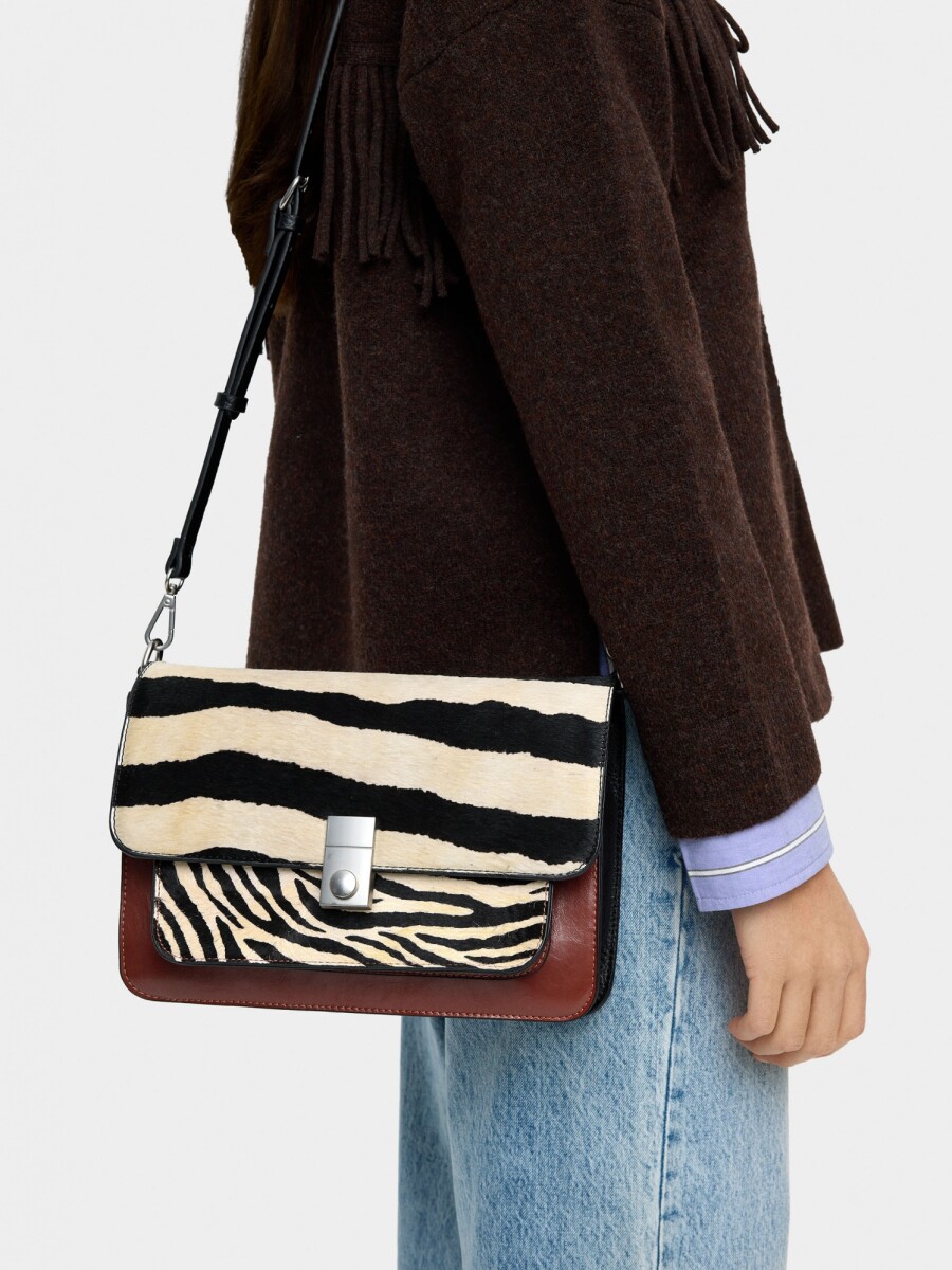Bolso De Hombro Con Detalles De Piel burdeos