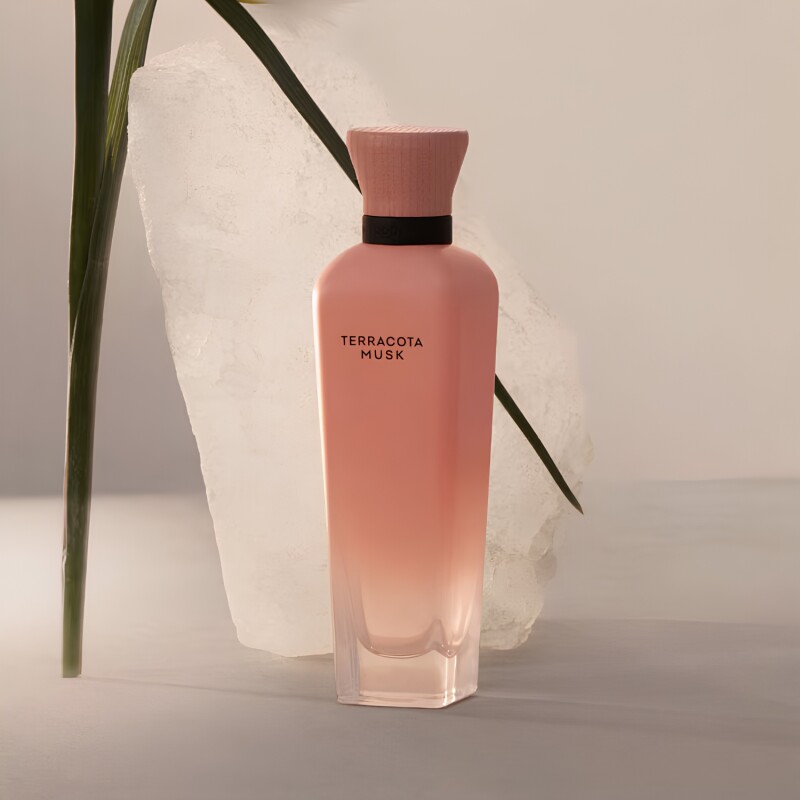 Perfume Adolfo Dominguez Terracota Musk EDP 60ml Para Mujer Aroma Almizclado Perfume Adolfo Dominguez Terracota Musk EDP 60ml Para Mujer Aroma Almizclado