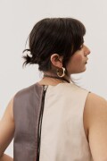 Musculosa Laroche NEGRO Y CRUDO
