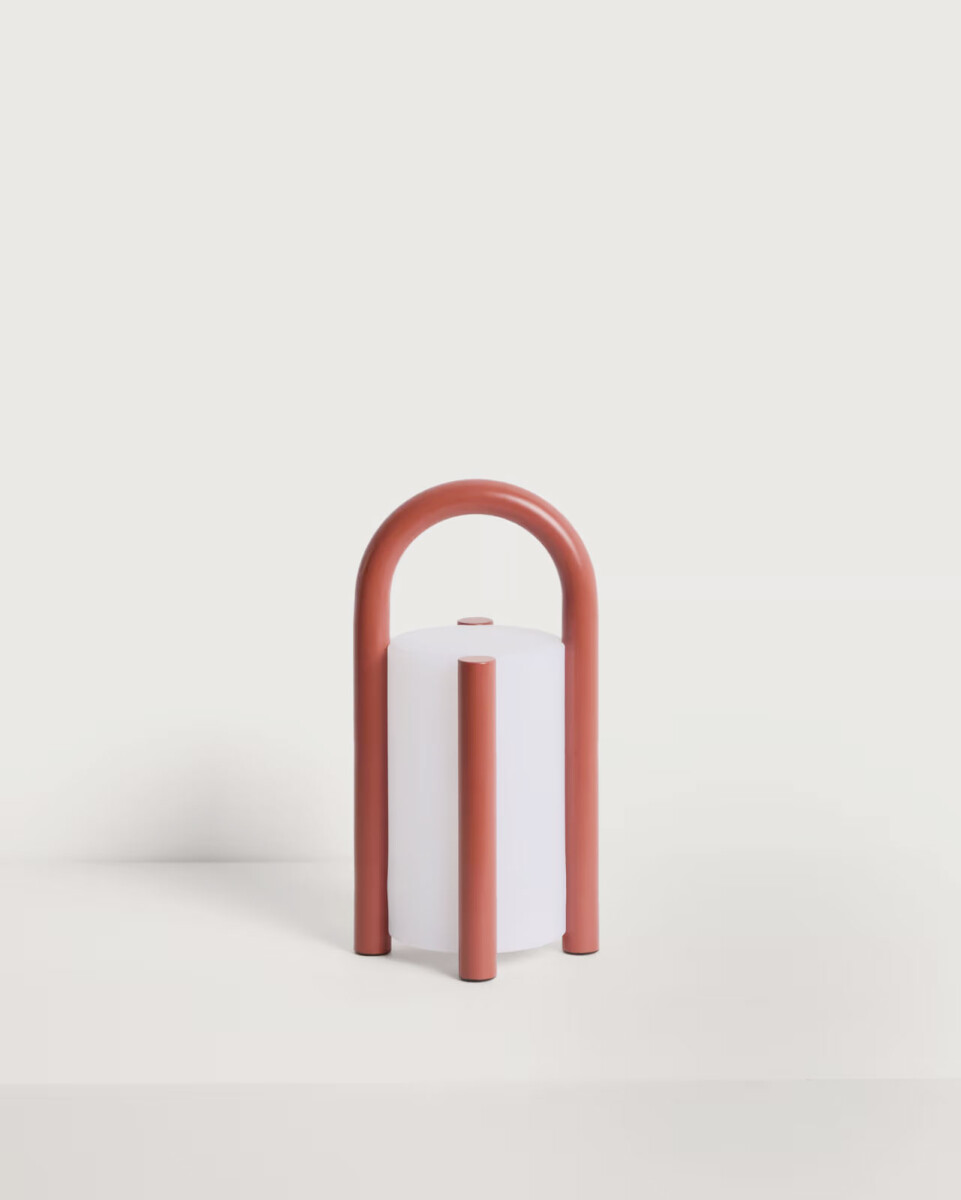 Lámpara de mesa pequeña portátil Leros de polietileno y acero - terracota 