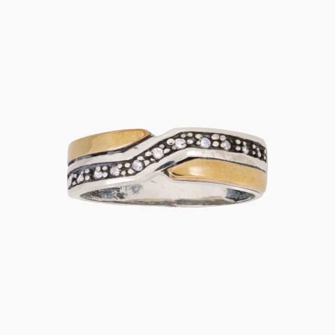 Anillo en Plata y Oro con circonias Anillo En Plata Y Oro Con Circonias
