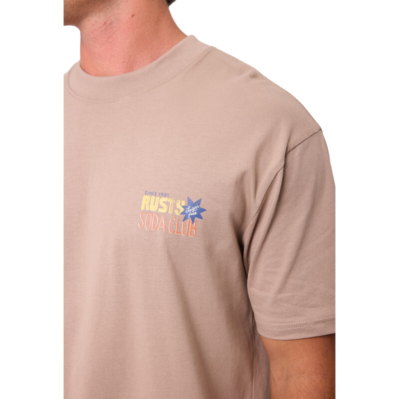 Remera Rusty Popeye - Marrón Remera Rusty Popeye - Marrón
