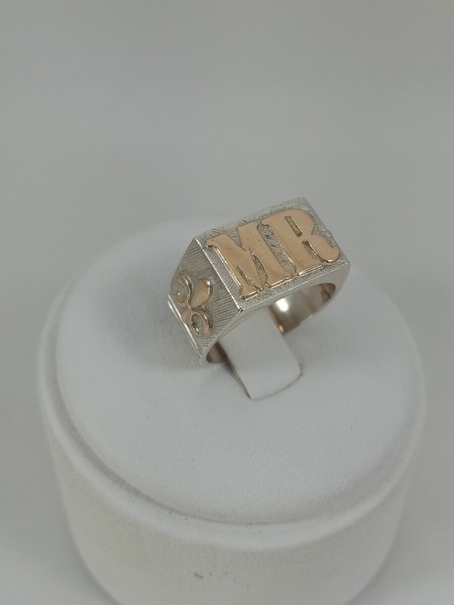 Anillo sello Plata y Oro Bajo Modelo Joven 