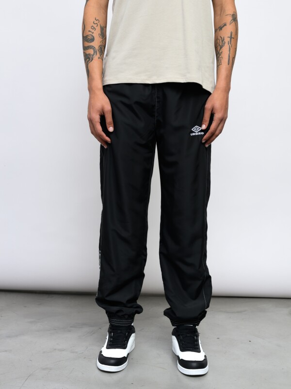 PANTALÓN TRACK RELAXED Umbro Hombre 002