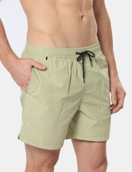 SHORT DE BAÑO LISO Verde