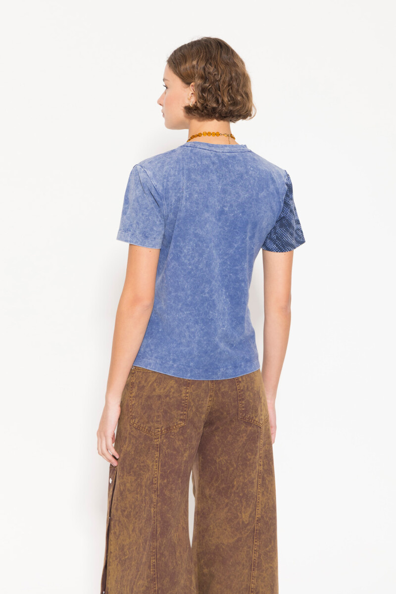 REMERA LUCKY Azul