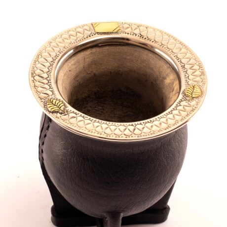 Mate de Alpaca y Bronce H8