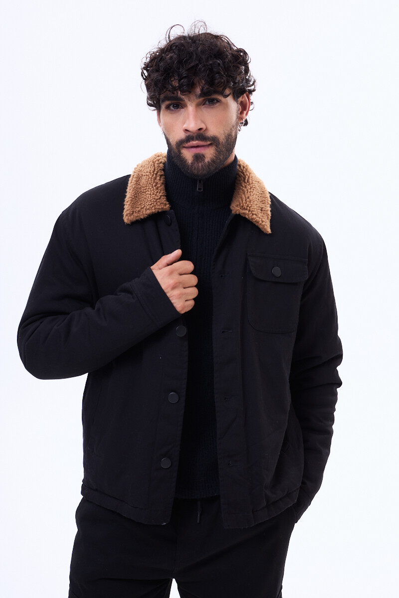 Campera Salto Negro