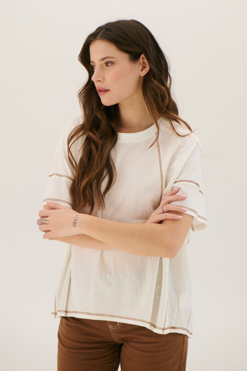 REMERA MACA BLANCO