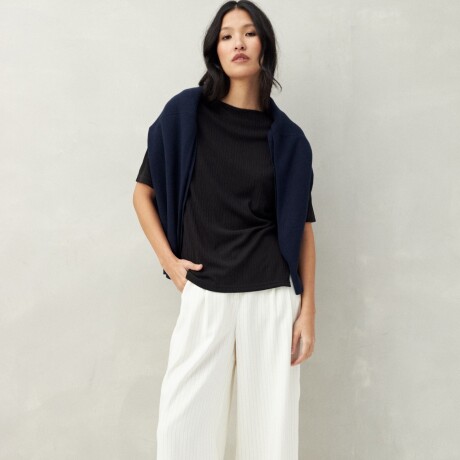 REMERA ASIA Negro