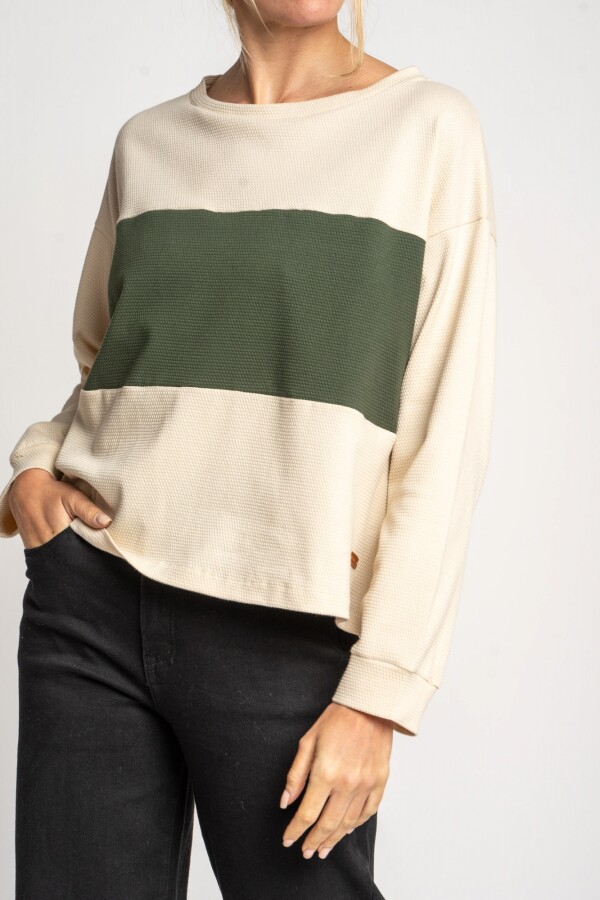 Sweater Arena