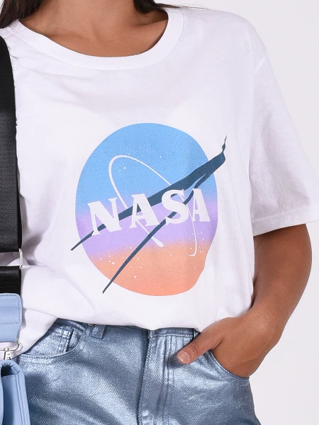 REMERA NASA BLANCO