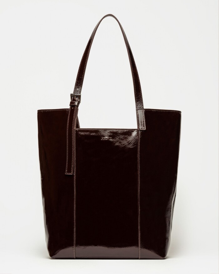 Shopper The Icon en cuero charol arrugado Red Tabaco