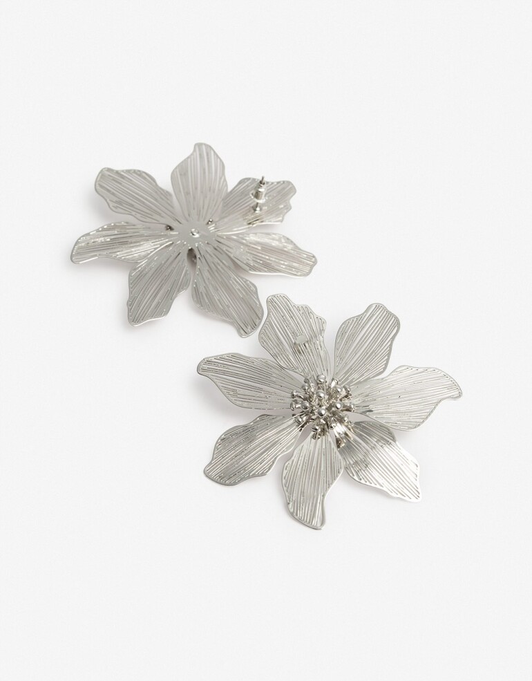 Aros Colgantes Cortos Metal Aros Colgantes Flor Metal - Plateado Rodio