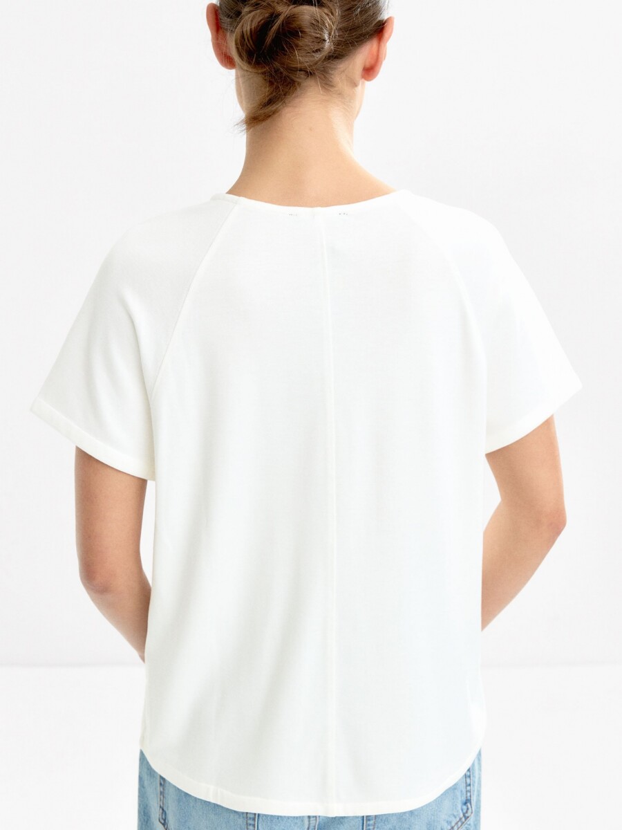 Camiseta Básica Cuello Pico blanco