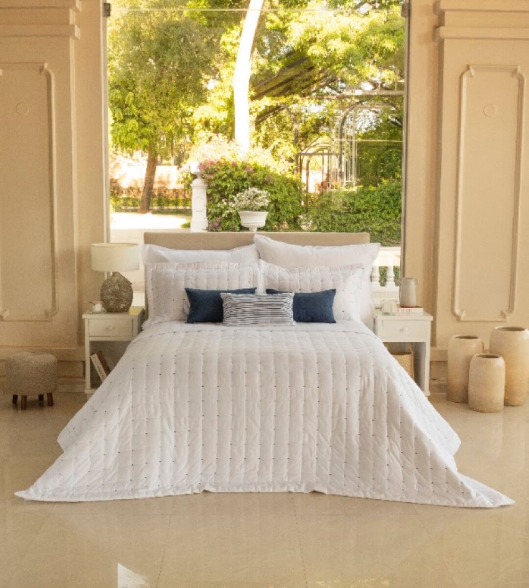 Edredón Capitone 400 hilos Blanco con Azul - 250×250 cm 