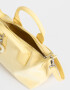 City Clasico Cartera City Con Charm De Perlas - Amarillo Claro