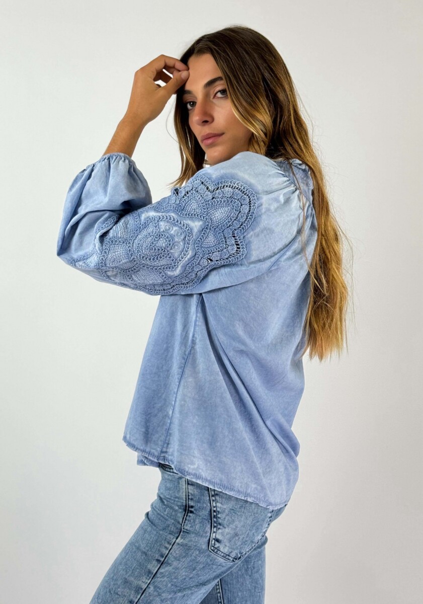 BLUSA ORIONIS - CELESTE 