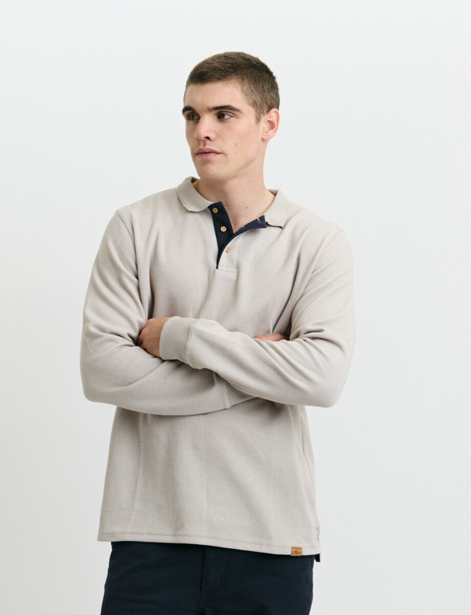 520912 REMERA HARRY Beige