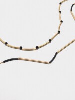 Collar Con Abalorios De Resina negro