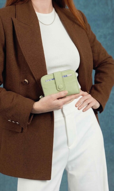 TARJETERO ARIANA LIMA