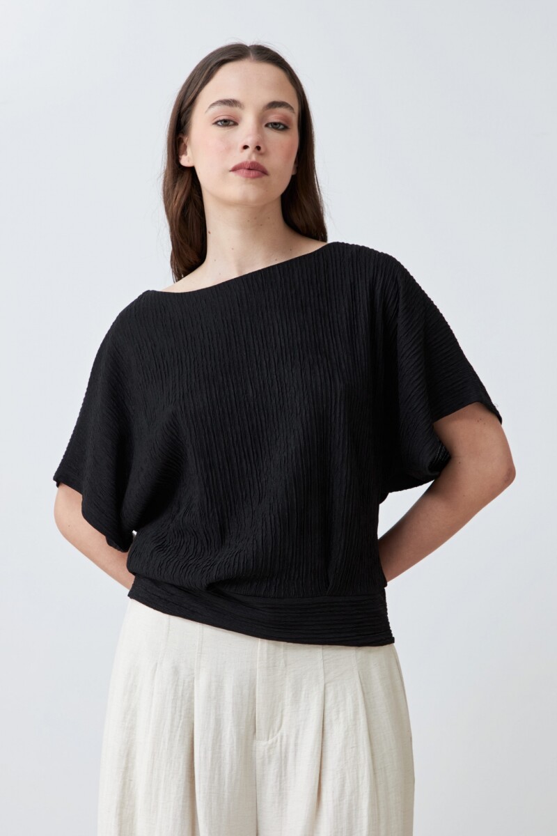 Blusa amasada negro