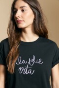 REMERA ALMENDRO Negro