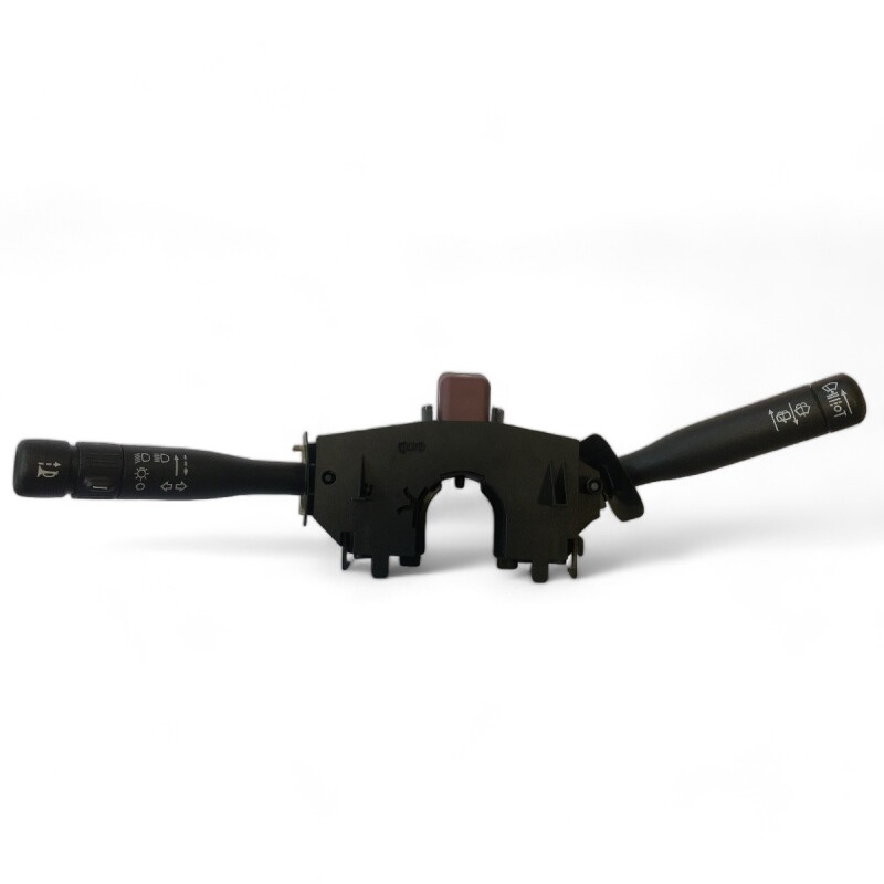 LLAVE / INTERRUPTOR MULTIFUNCIÓN - CELTA LLAVE / INTERRUPTOR MULTIFUNCIÓN - CELTA