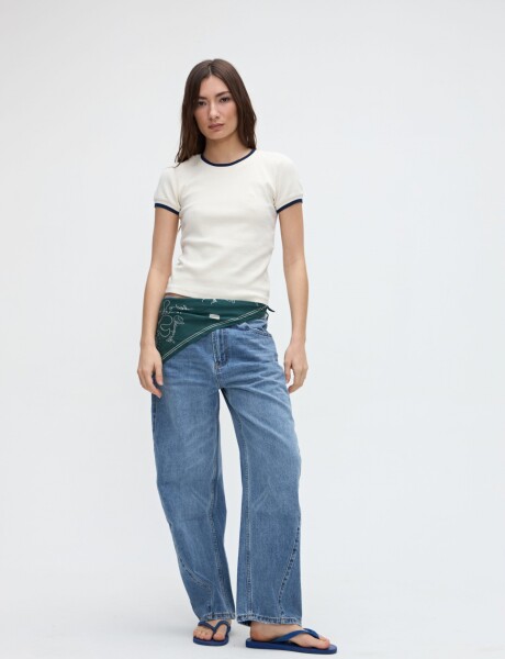 Remera Beth Off white