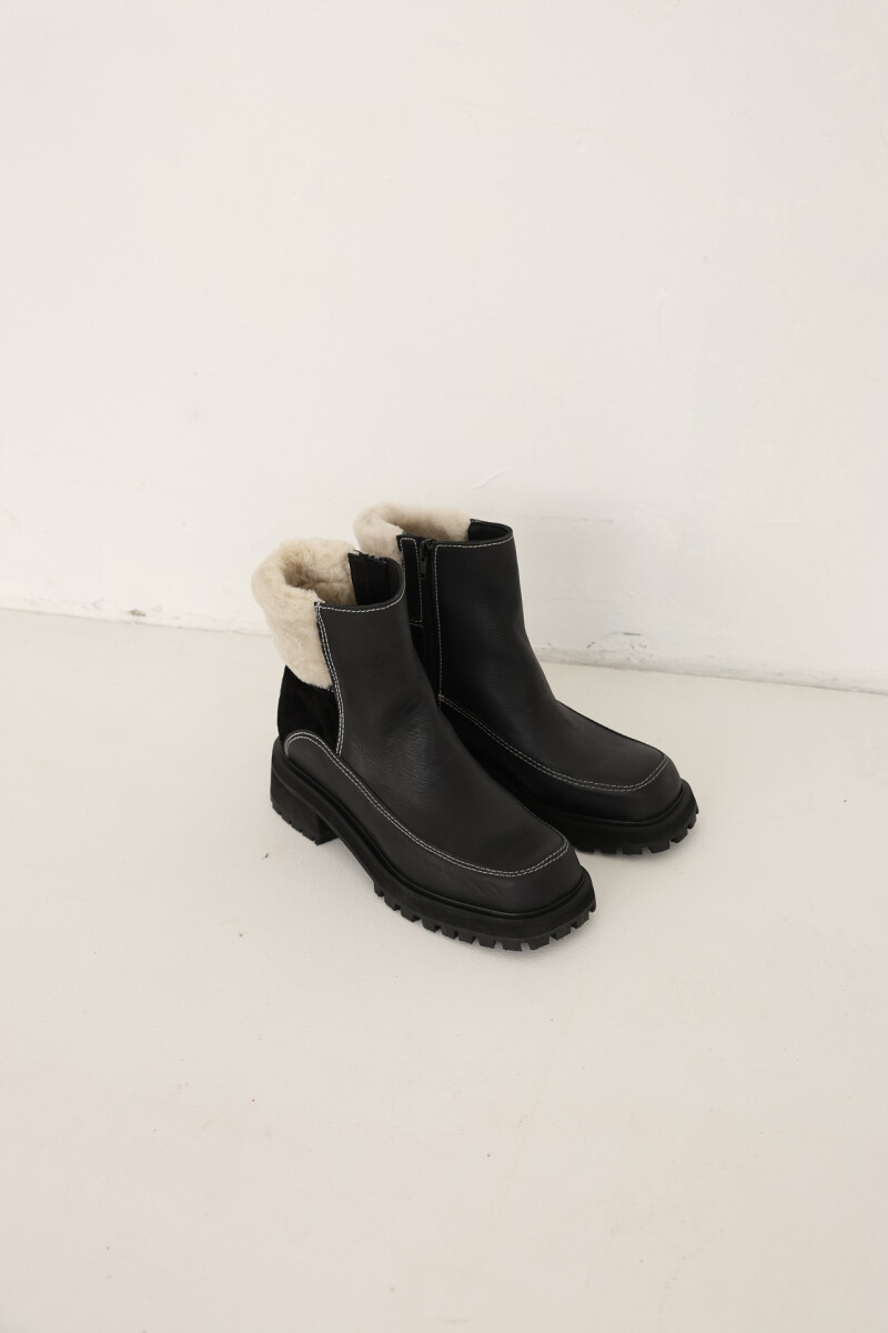 Bota Corderoy Negro