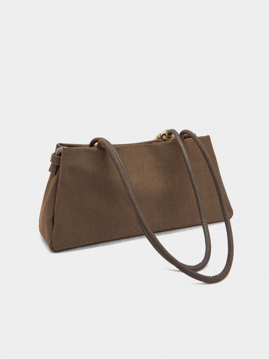 Bolso De Hombro Efecto Piel Con Colgante marron