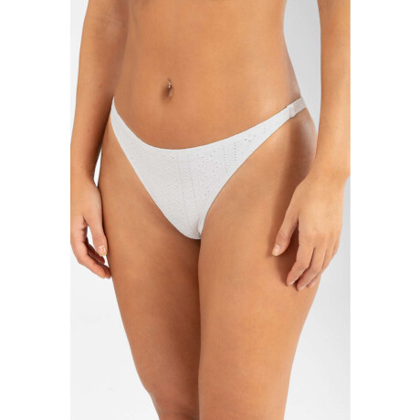 Colaless basica Blanco bordado