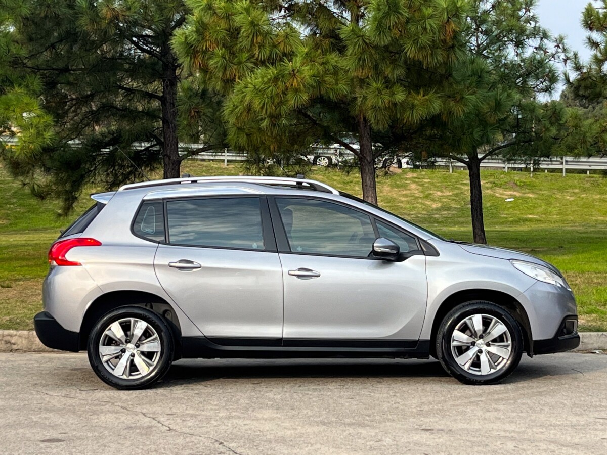 Peugeot 2008 Active 1.2| Permuta / Financia Peugeot 2008 Active 1.2| Permuta / Financia