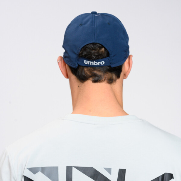 GORRO FIT Umbro 019