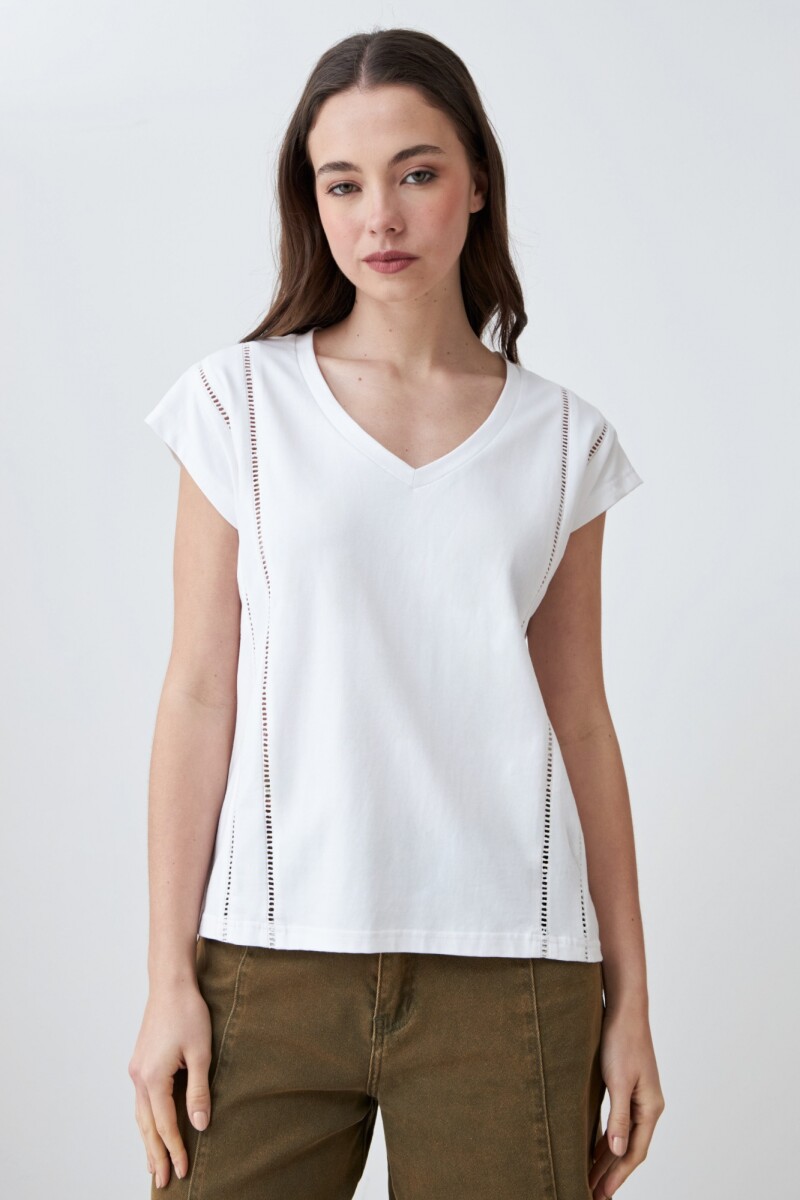 Remera escote en V con vainillas blanco