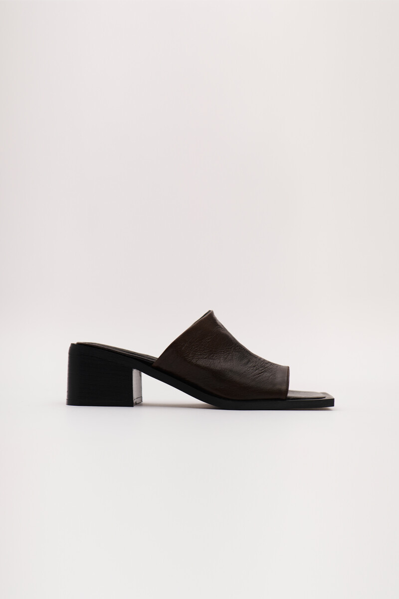 Sandalia Clover Chocolate