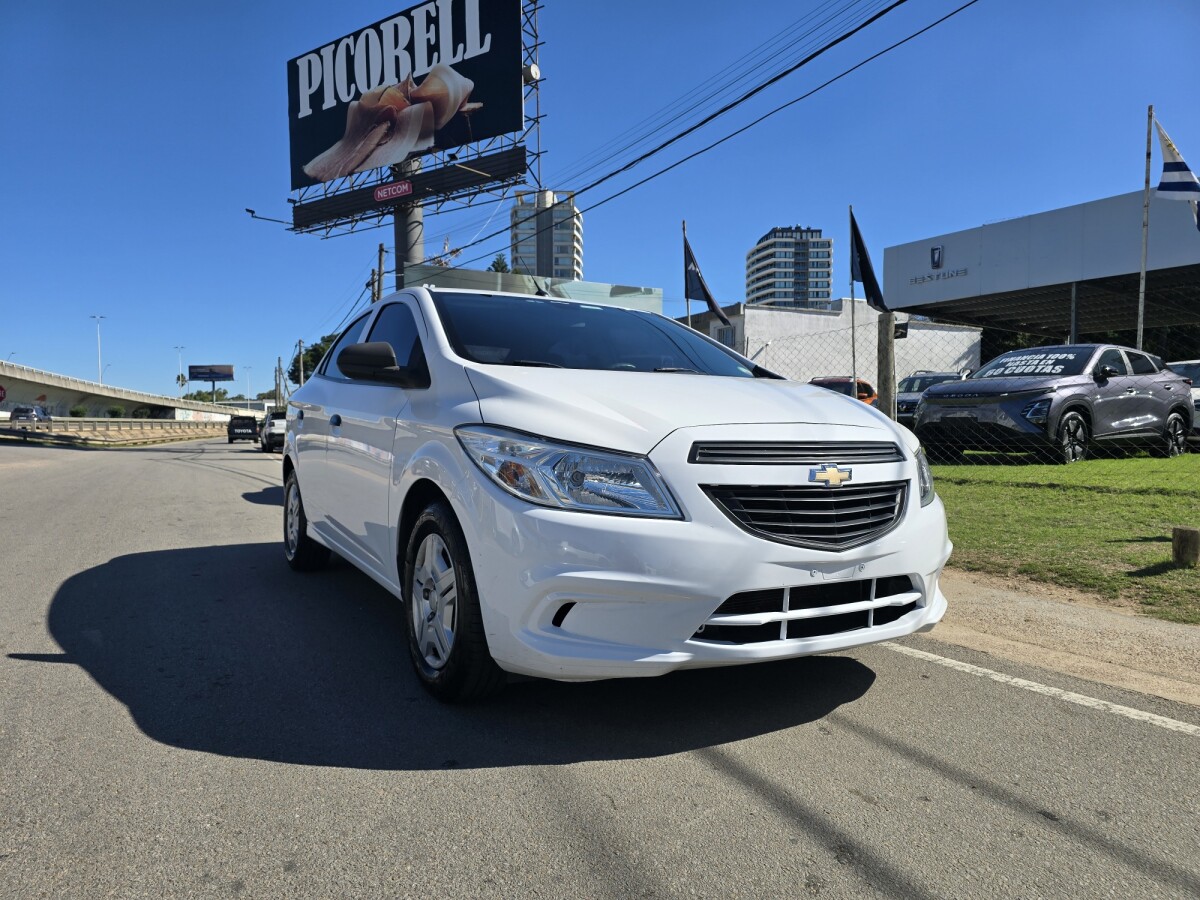Chevrolet Prisma Joy 1.0 Extra Full| Permuta / Financia Chevrolet Prisma Joy 1.0 Extra Full| Permuta / Financia