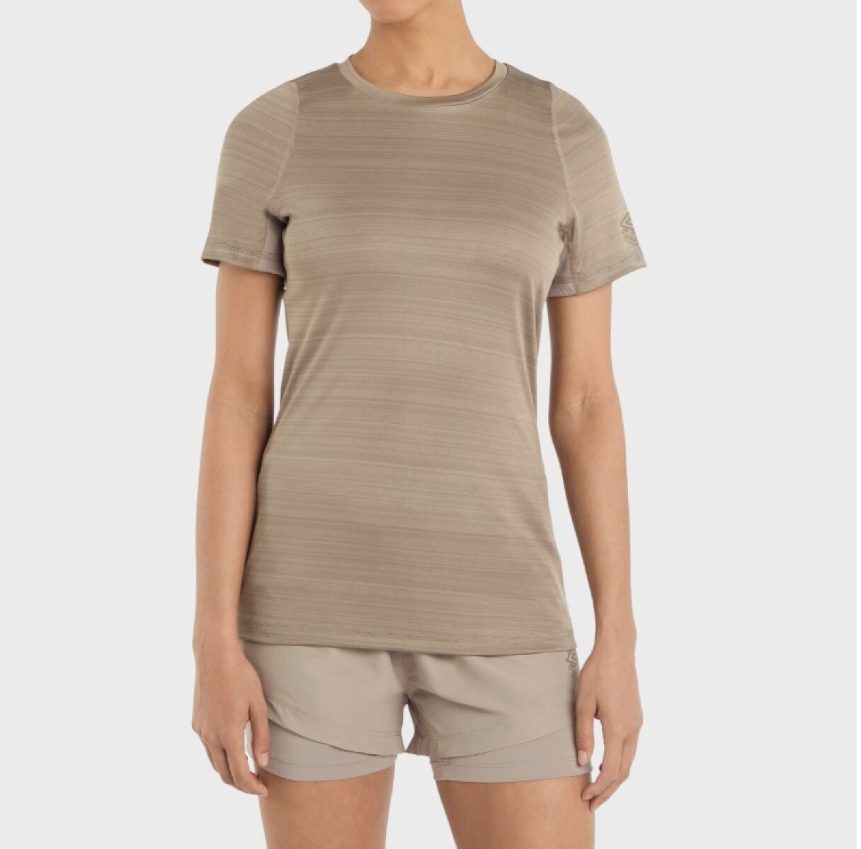 REMERA PRO TRAINING MARL Umbro Mujer - 0bm 