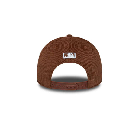 Gorra Cord 9Forty Mc Neyyan Unisex Chocolate