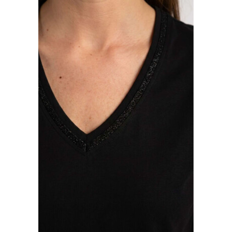 Remera Negro