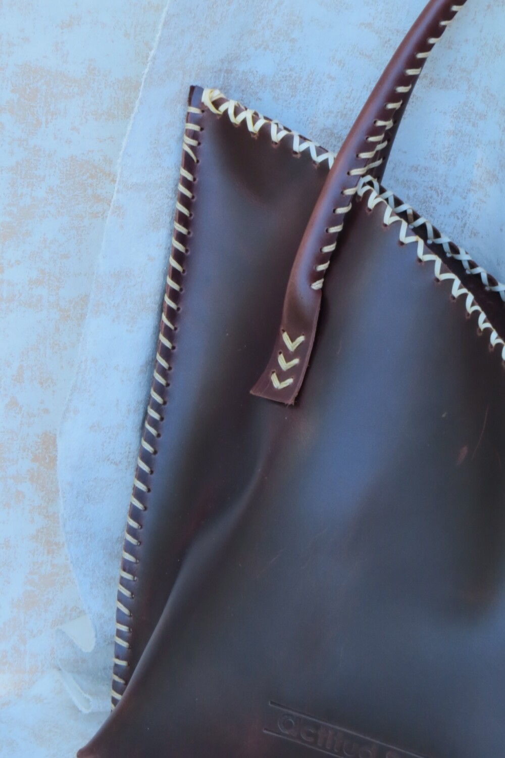 Medium Carry Bag Chocolate