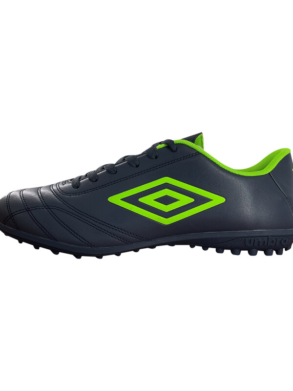 Calzado Classic II TF Umbro Hombre 01v