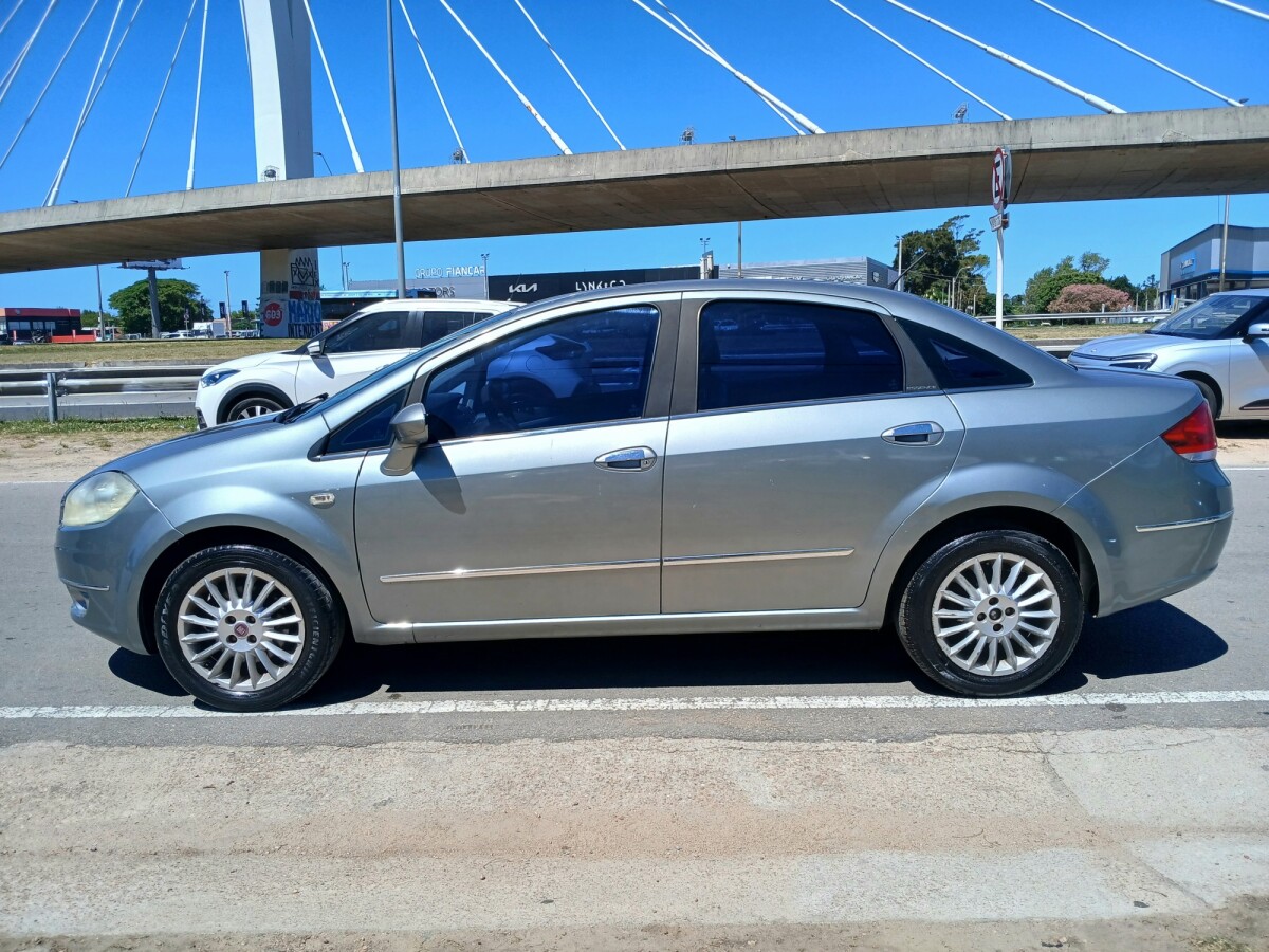 Fiat Línea Extra Full EXCELENTE ESTADO! | Permuta / Financia Fiat Línea Extra Full EXCELENTE ESTADO! | Permuta / Financia