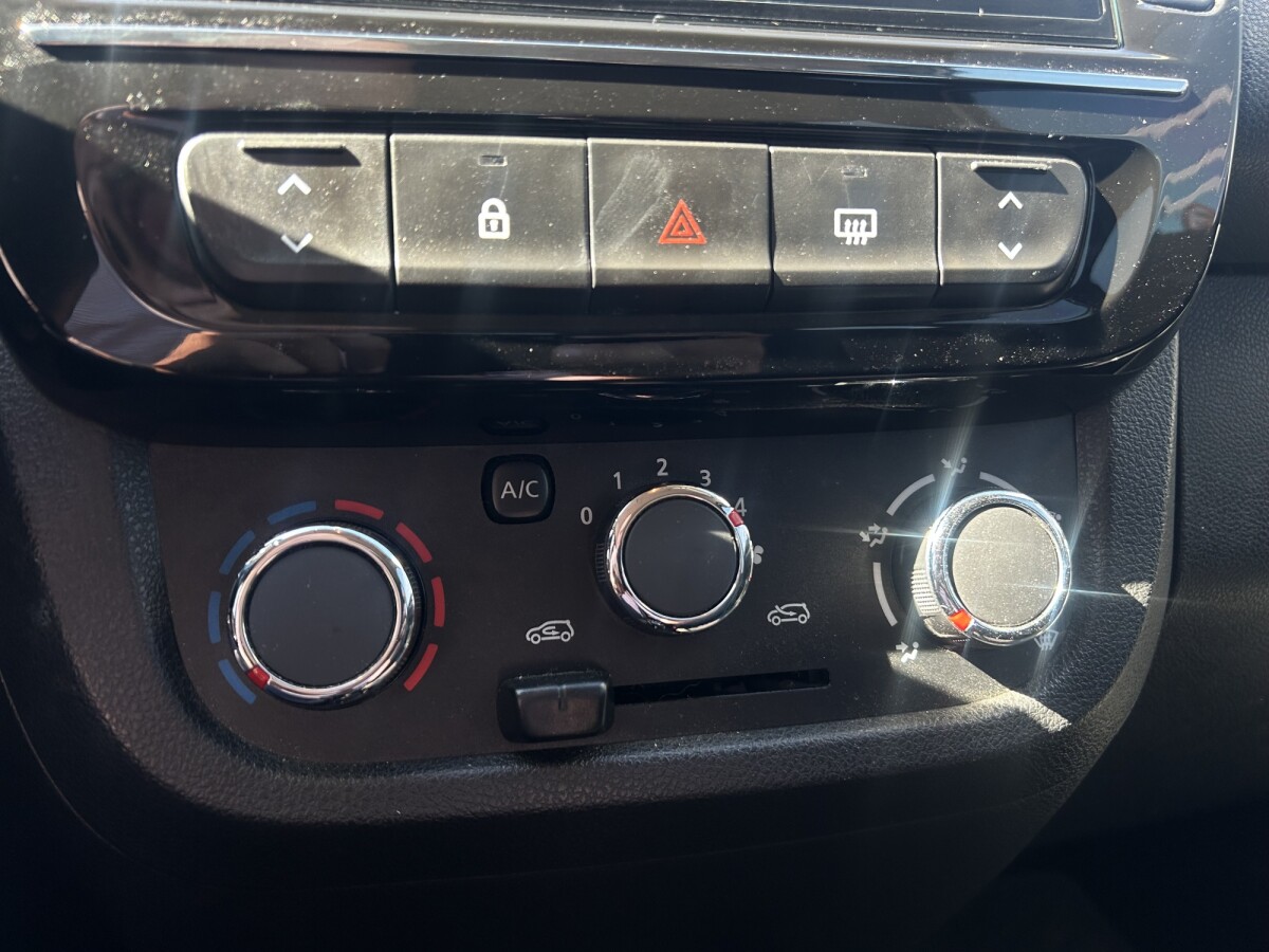 Renault Kwid Outsider EXCELENTE ESTADO! | Permuta/ Financia Renault Kwid Outsider EXCELENTE ESTADO! | Permuta/ Financia