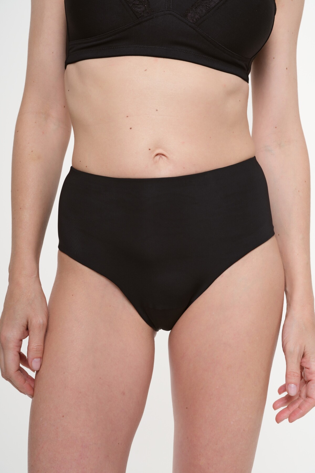 Bombacha Camille Negro