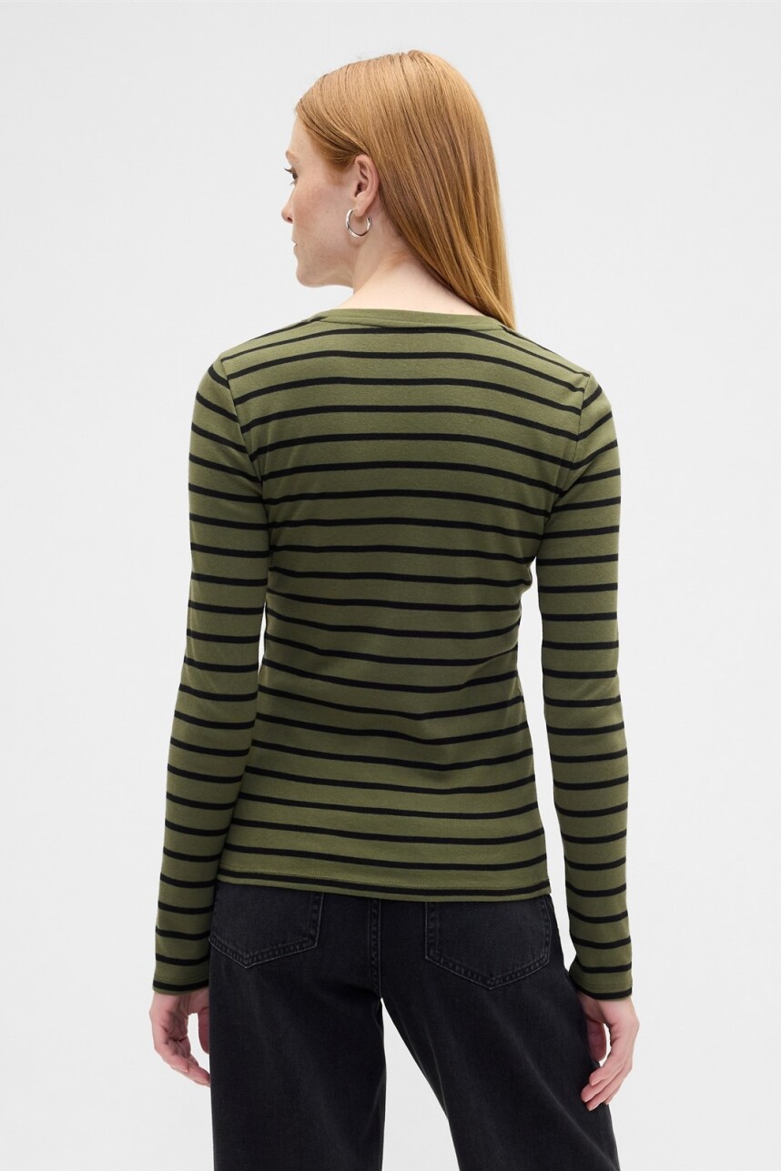 Remera A Rayas Cuello V Mujer Olive Black Stripe