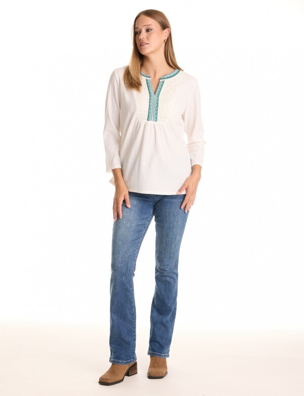 Blusa Det Bordado CRUDO